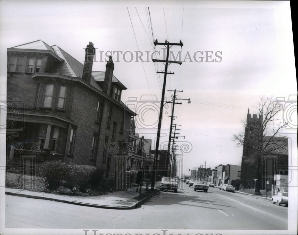 1965 Press Photo Scene in a Columbus Negro neighborhood in Ohio - Historic Images