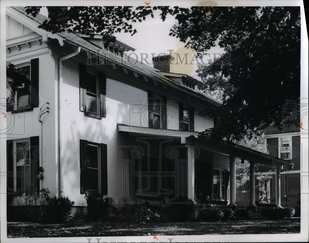 1965 Press Photo House view at the Chagrin Falls in Ohio - Historic Images