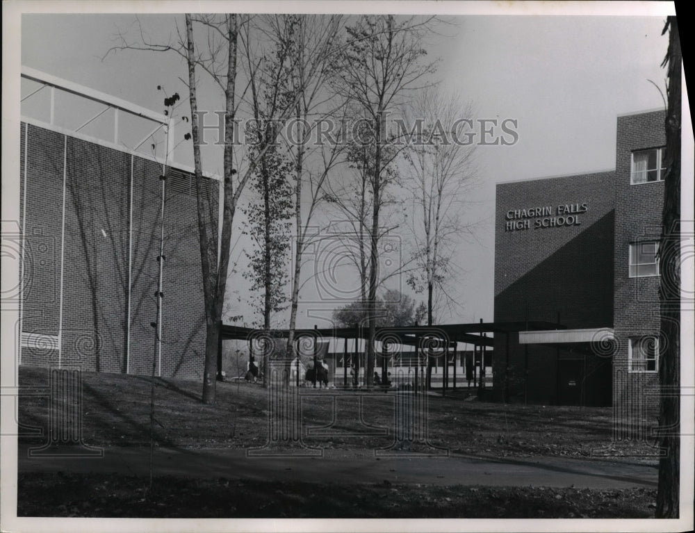 1964 Press Photo Chagrin Falls High School  - Ohio - Historic Images