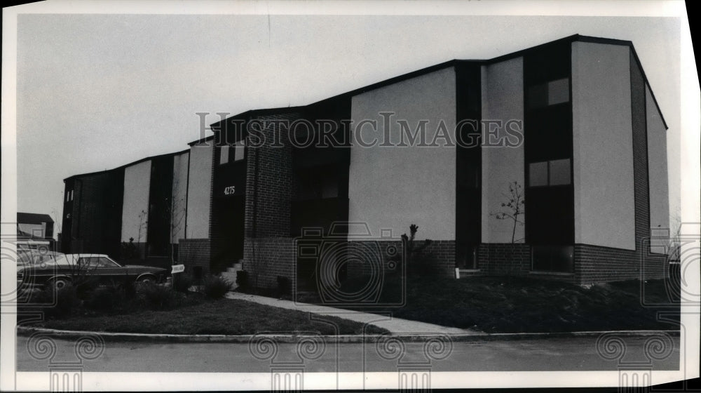 1977 Press Photo Portion of Hickory Hill Apartments in Brunswick Ohio - Historic Images