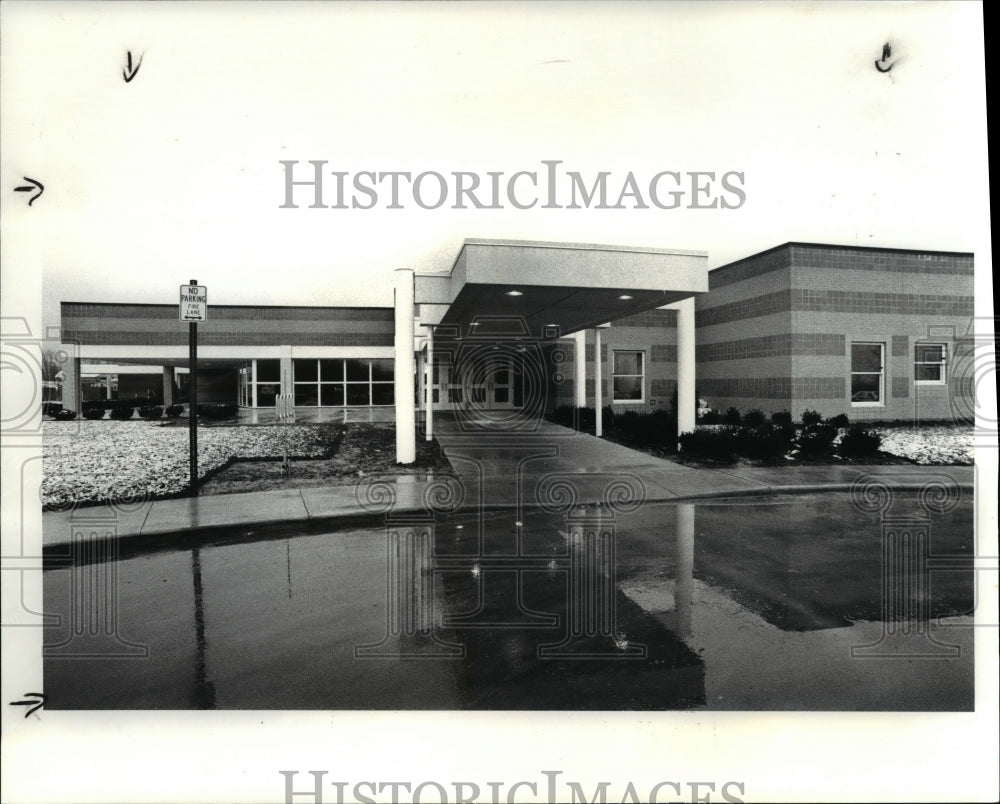 1986 Press Photo Exterior of the New Jewish Community Center in Beachwood, Ohio - Historic Images