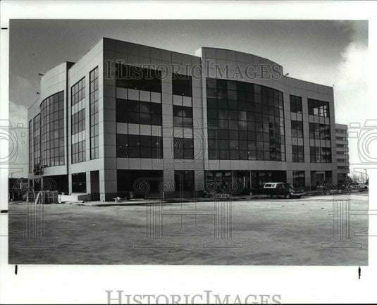 1989 Press Photo Commerce Park Five, 23200 Chagrin Boulevard, Ohio - Historic Images
