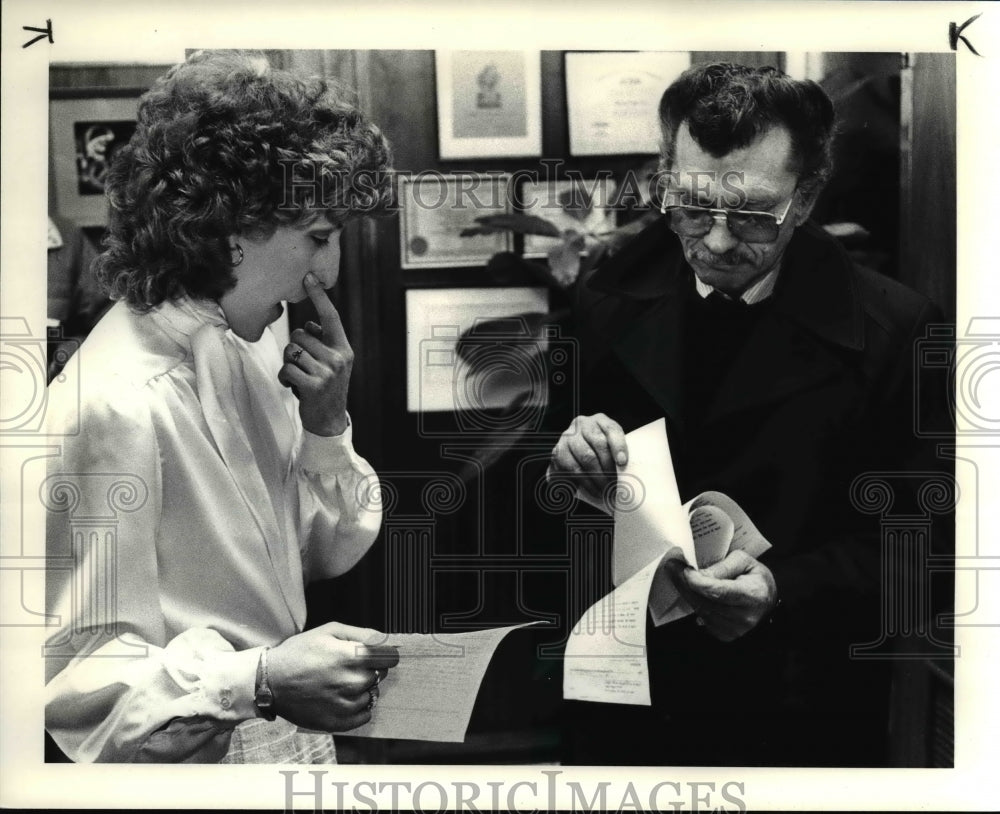 1985 Press Photo Karen Seasin and Sgt. Robert Heatwall of Ohio - Historic Images