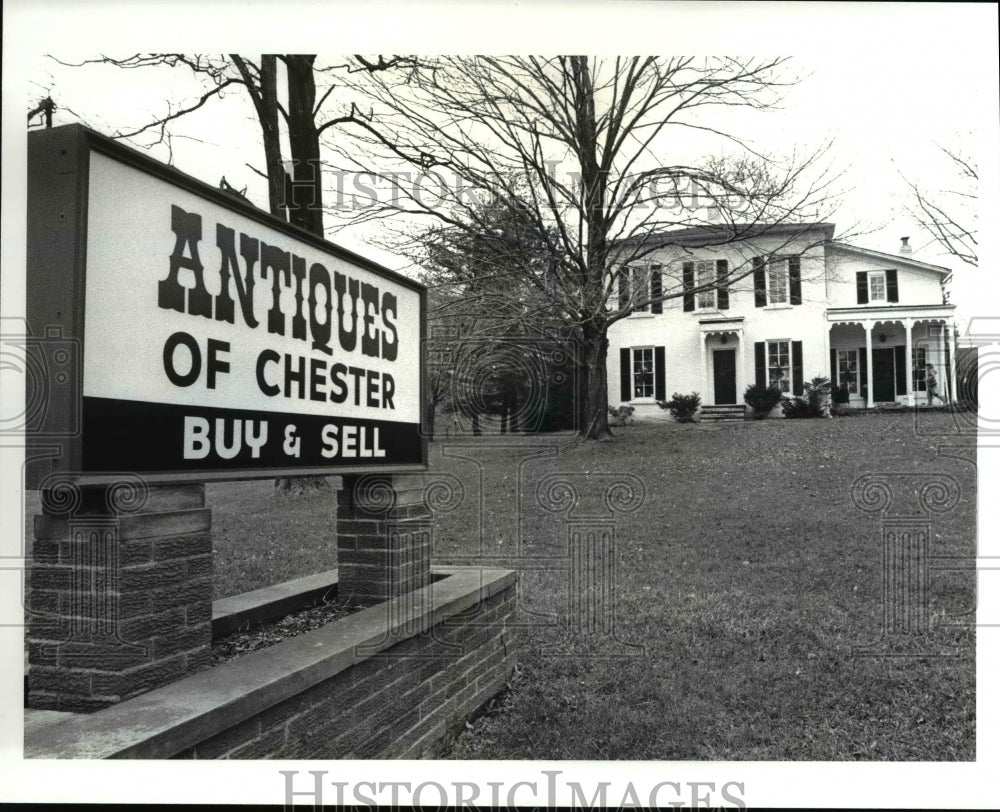 1986 Press Photo Antiques of Chesterland, Ohio - Historic Images