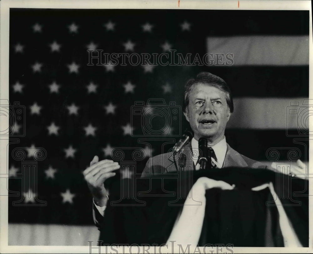 1976 Press Photo Jimmy Carter in Lorain, Ohio - Historic Images