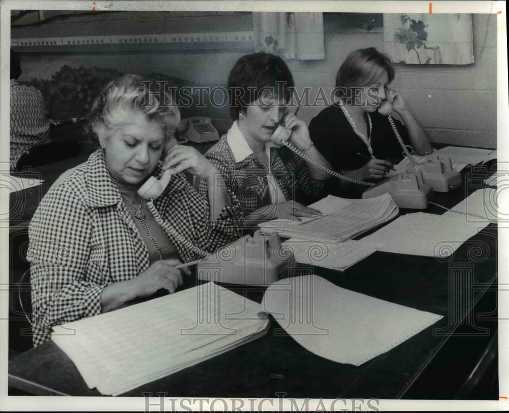 1976 Press Photo Mary Barone, Irene Bromley and Kathy Lieber from Ohio - Historic Images