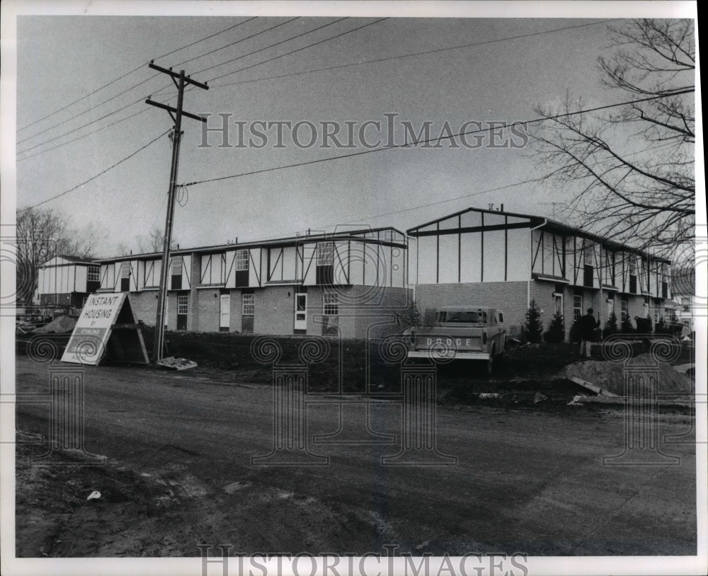 1969 Press Photo Ohio - Akron Instant Housing - Historic Images