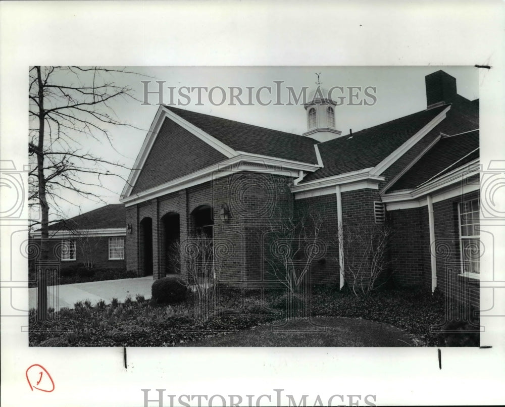 1991 Press Photo Ohio Highland Heights - City Administration Building - Historic Images