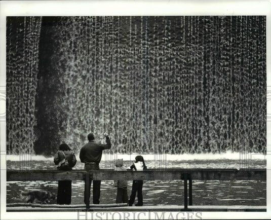 1983 Press Photo Ohio Hinkley Reservation Metropark - Historic Images