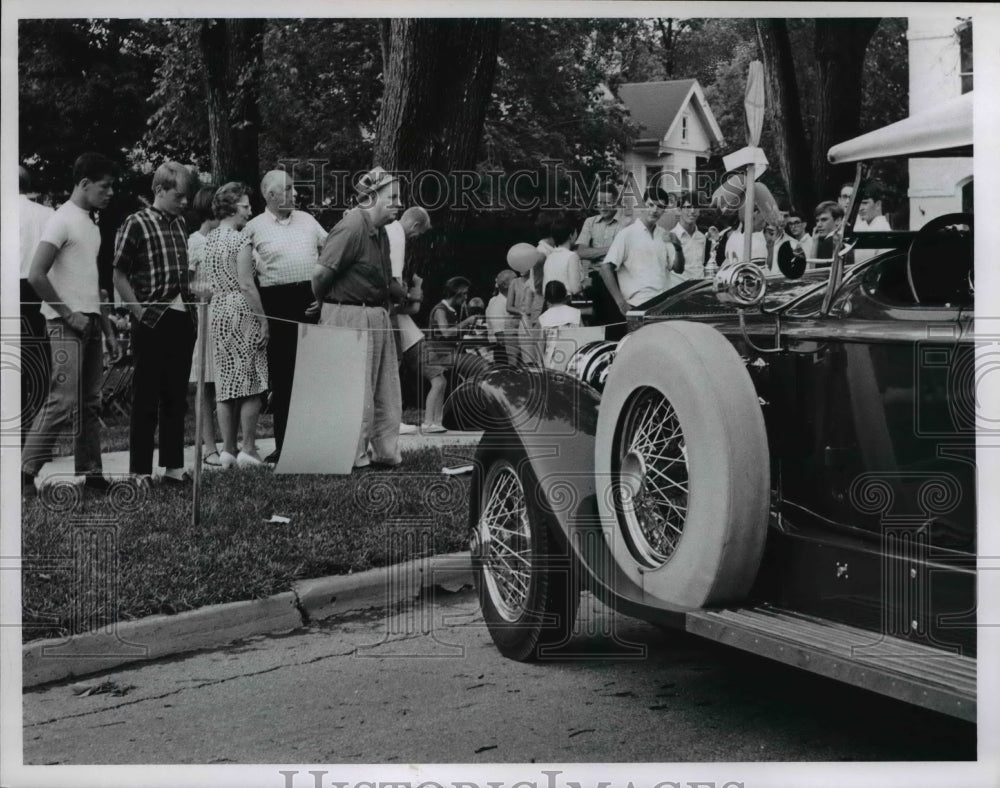 1967 Press Photo Antique car at Hudon Ohio Ice Cream social - Historic Images