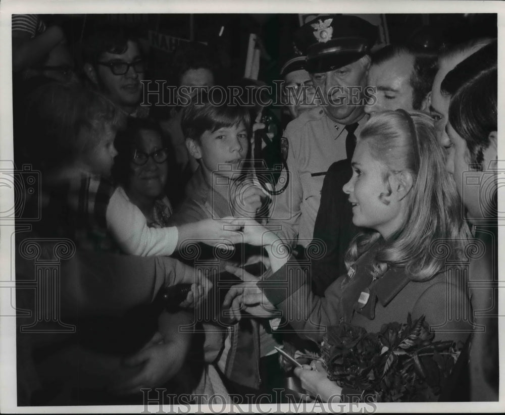 1970 Press Photo Tricia Nixon in Parmatown - Historic Images