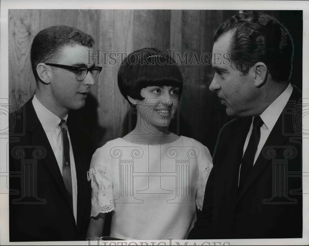 1966 Press Photo Former Vice Pres. Nixon during his Cleveland Ohio visit - Historic Images