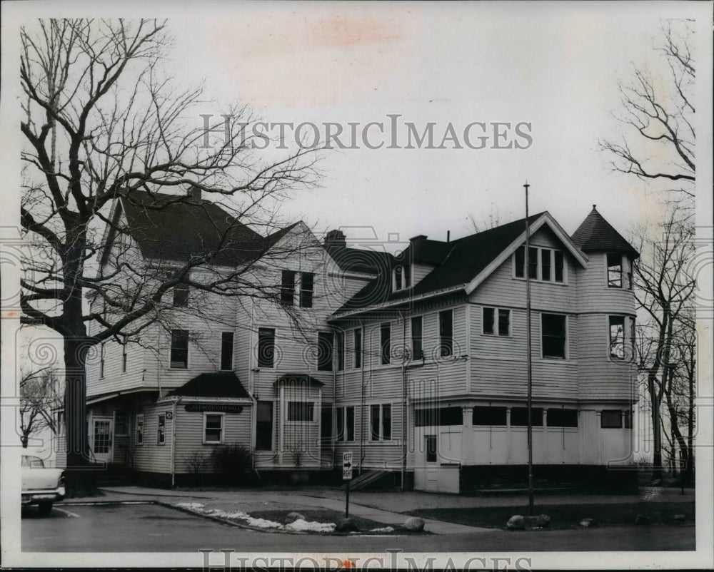 1957 Press Photo Lakewood City Hall, Ohio - cvb02601 - Historic Images