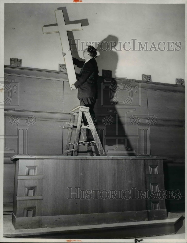 1953 Press Photo Rev. G.R. Goldner of Lakewood Christian Church, Ohio - Historic Images