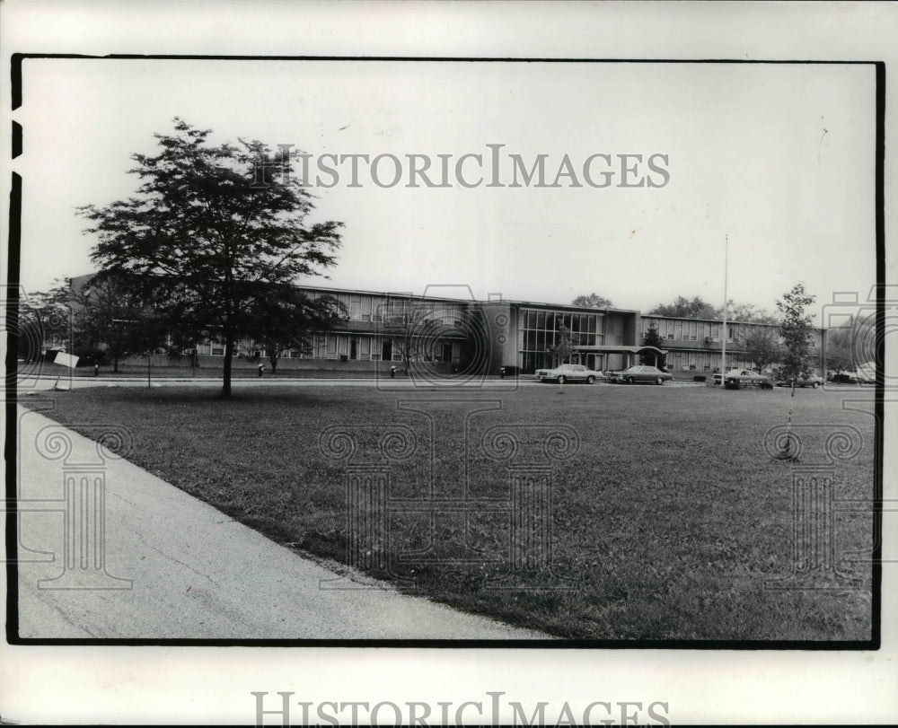 1977 Press Photo Ohio Sagamore Hills Children Hospital - Historic Images