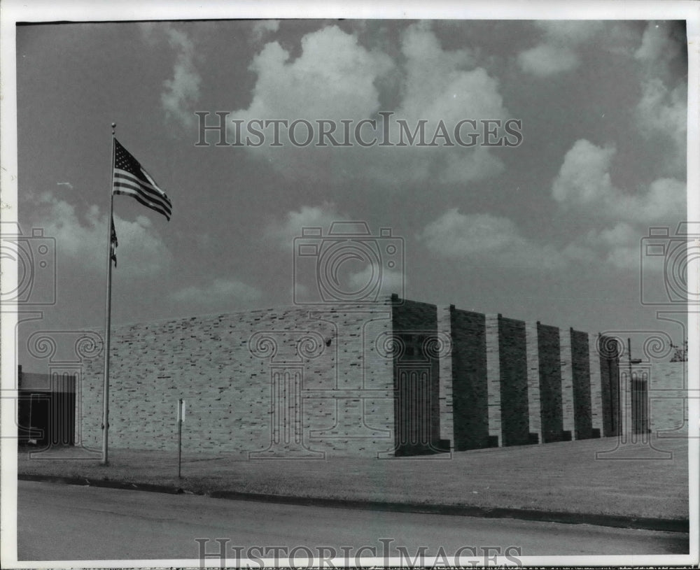 1971 Press Photo St. Joseph Parish School - Strongsville Ohio - Historic Images