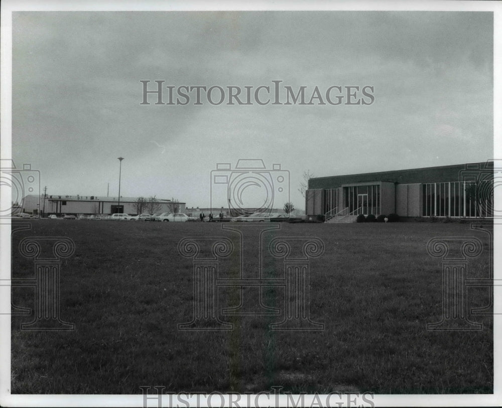 1971 Press Photo Industrial Park Lake Road, Medina Ohio - Historic Images