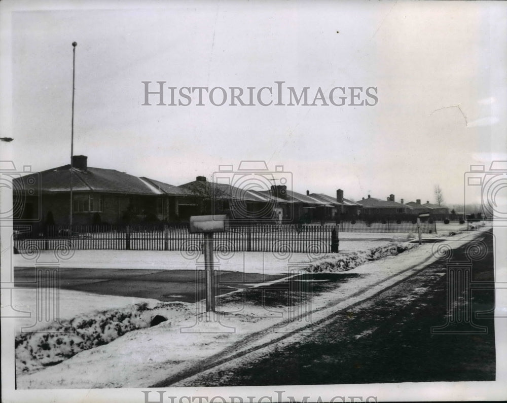 1961 Press Photo Uhlin Drive Middleburg Heights Ohio row of homes - Historic Images