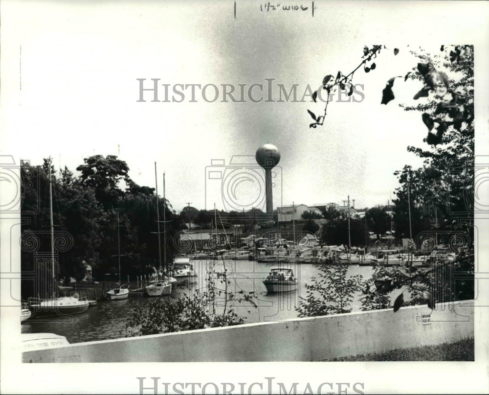 1983 Press Photo Boats at Vermilion River in Ohio - Historic Images