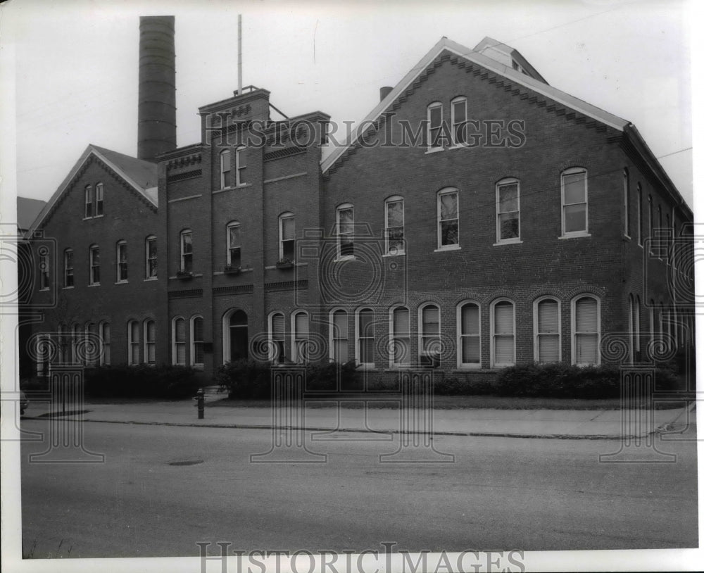 1971 Press Photo Ohio Match Co. - Wadsworth Ohio - Historic Images