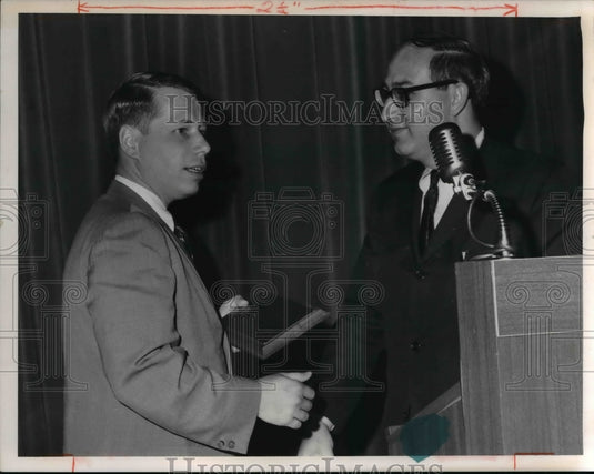 1968 Press Photo Bill Barnard and Charles Percent - Historic Images