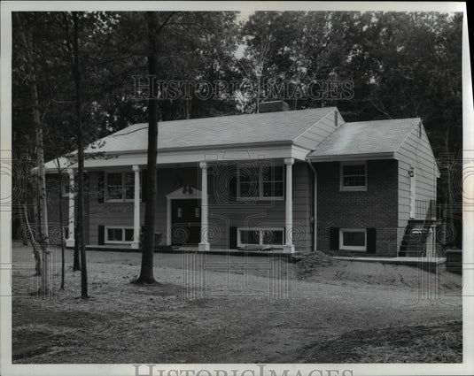1964 Press Photo Model houses by French hallow Estates in Mentor Ohio - Historic Images