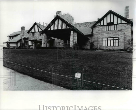1976 Press Photo New Kirtland Club House, Willoughby, Ohio - Historic Images