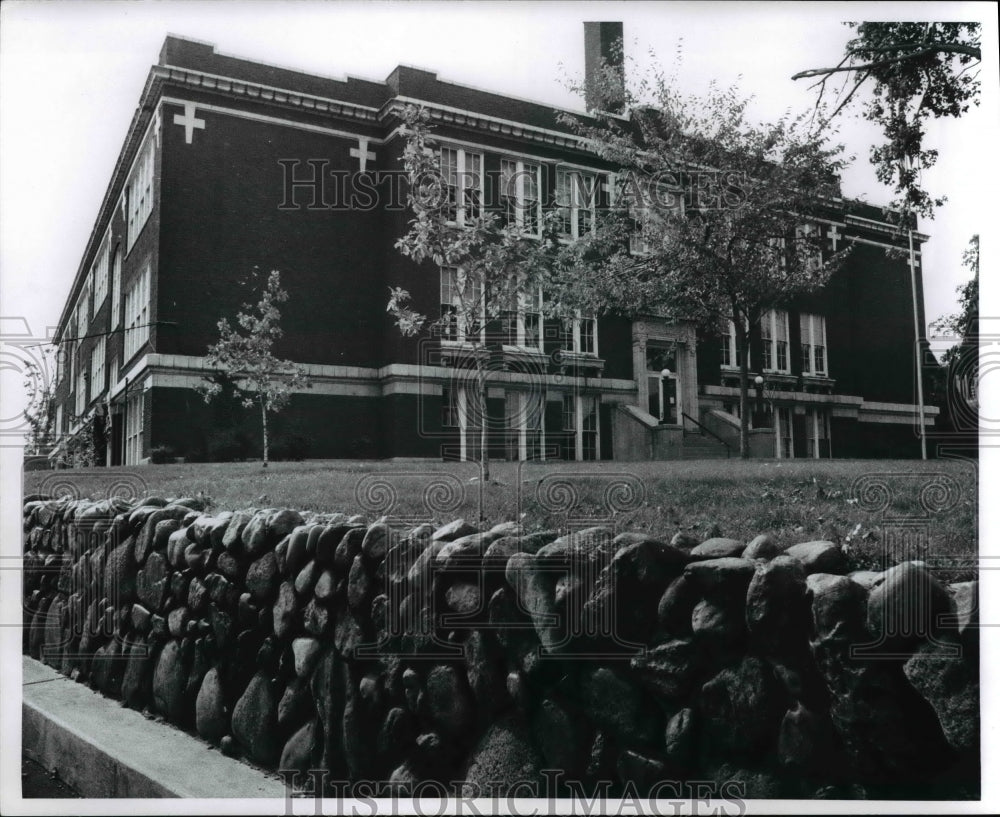 1971 Press Photo Union Junior High School, Willoughby Ohio - cvb03536 - Historic Images