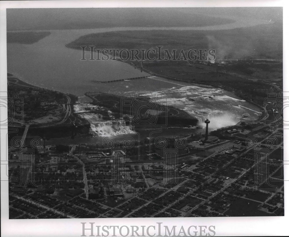 1969 Press Photo Niagara Falls Canada - Historic Images