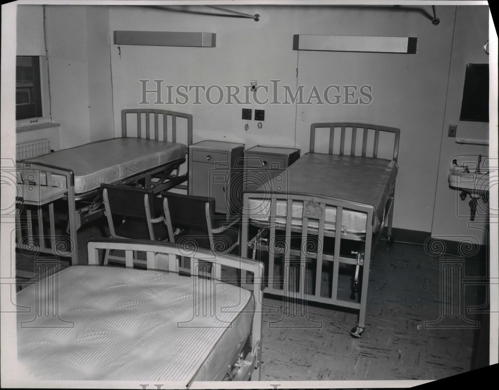 1954 Press Photo Warrenville, Ohio - Highland View Hospital - Historic Images