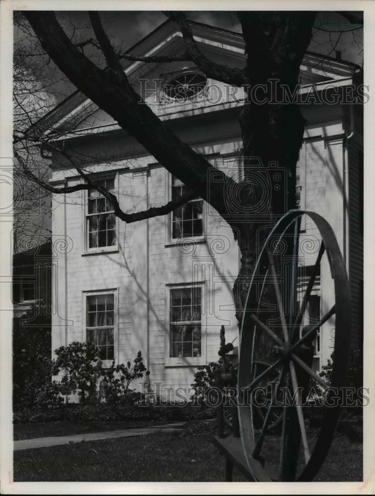 1976 Press Photo Mentor Ohio older home - Historic Images