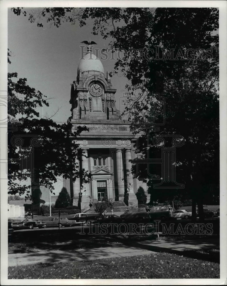 1971 Press Photo Lake County Courthouse in Painesville, Ohio - Historic Images