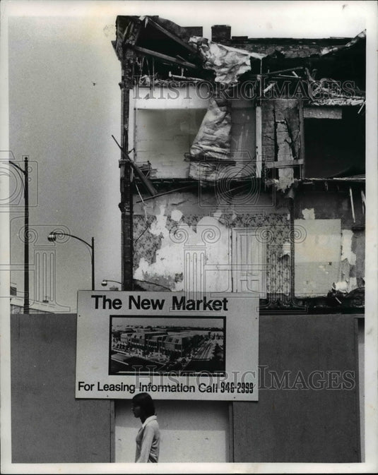 1971 Press Photo Old and New Parmelly Hotel in Painesville, Ohio - Historic Images