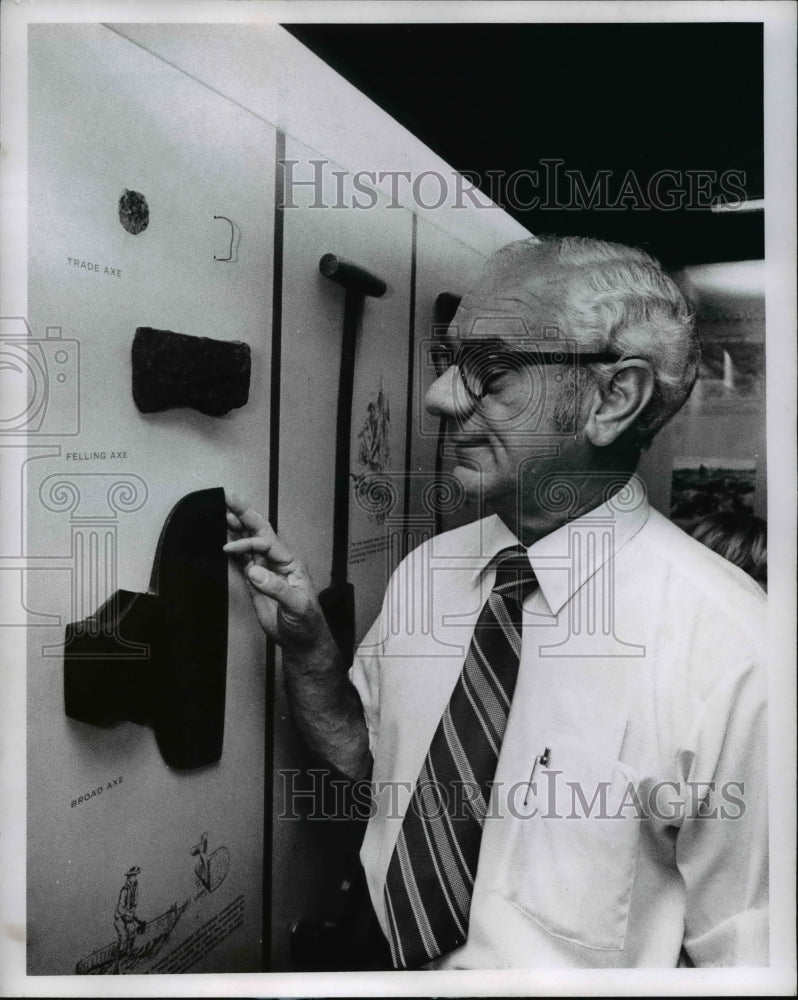 1971 Press Photo Axes at Schoenbrunn Ohio - Historic Images