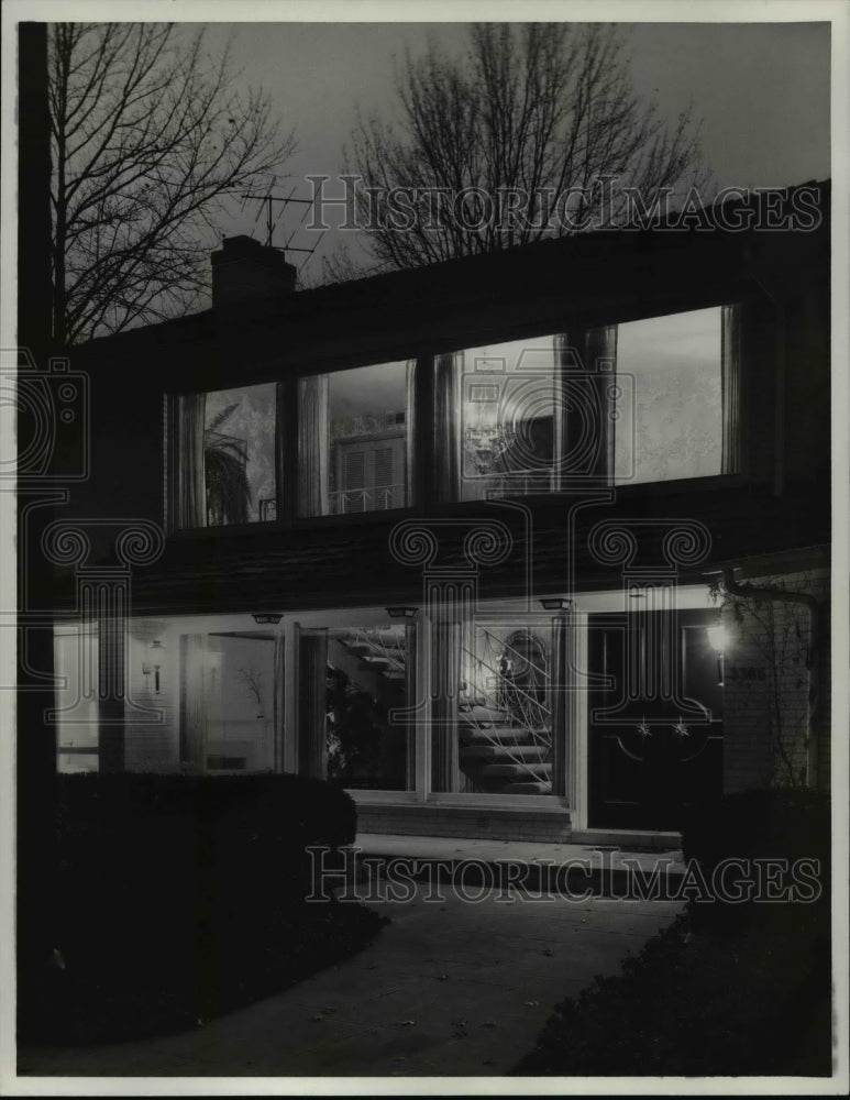 1964 Press Photo Esther Price, Shaker Heights, Ohio - Historic Images