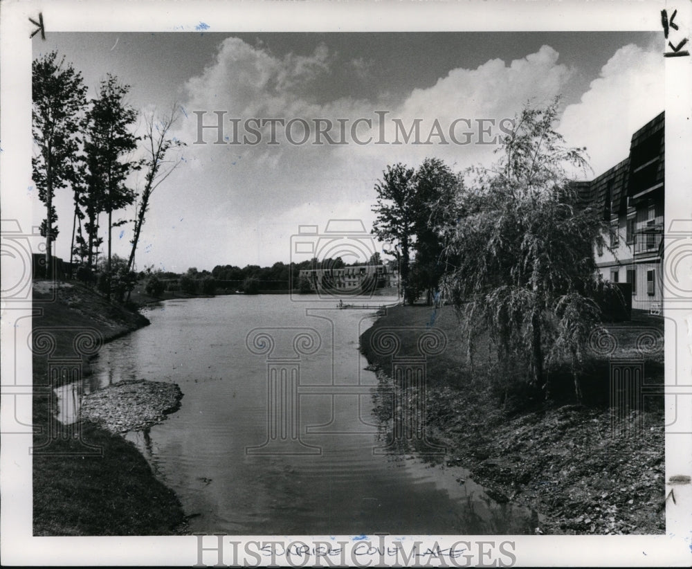 1985 Press Photo Sunrise Core Lake, Royalton, Ohio - Historic Images