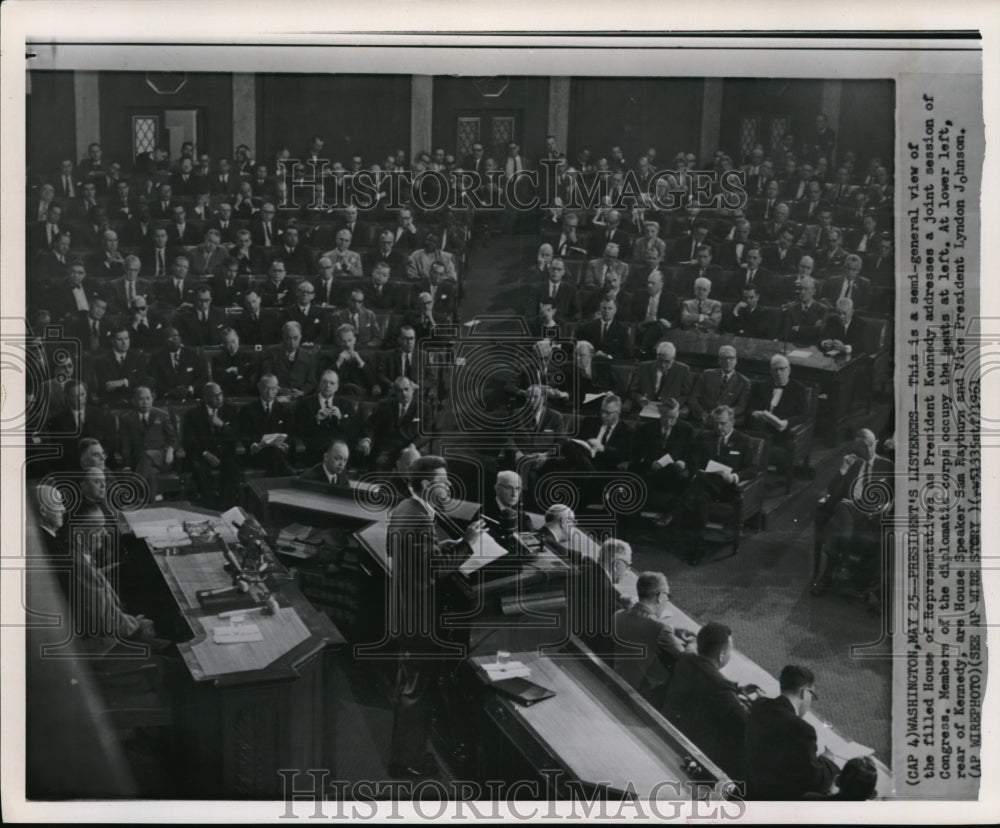 1961 Press Photo President Kennedy during a Joint Congress session speech - Historic Images