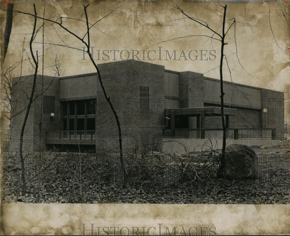 1975 Press Photo Ohio Parma Heights - Greenbrier Commons Cultural Center - Historic Images