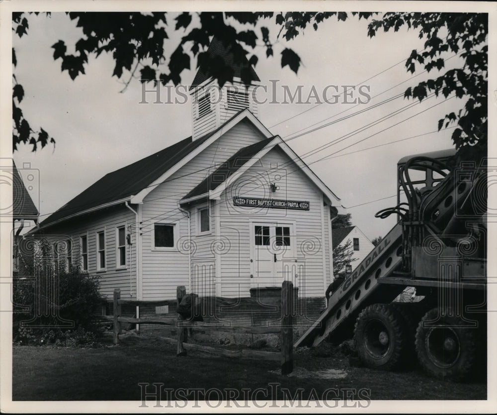 1953 Press Photo First Baptist Church of Parma, Ohio - Historic Images