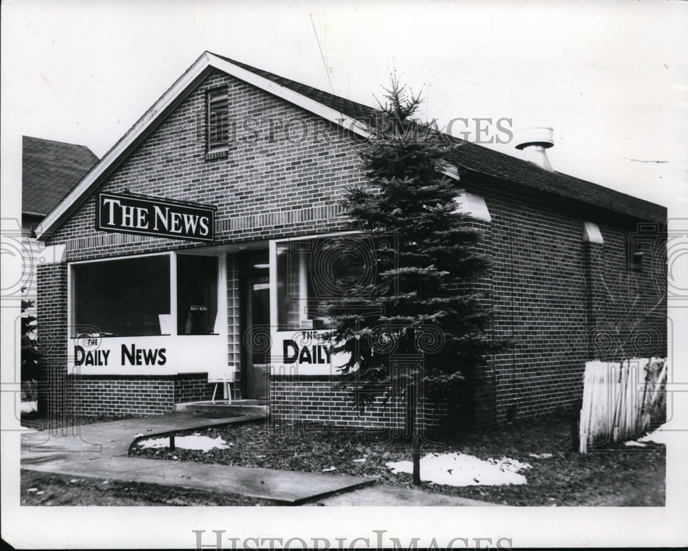 1957 Press Photo Daily News building, Port Clinton Ohio - Historic Images