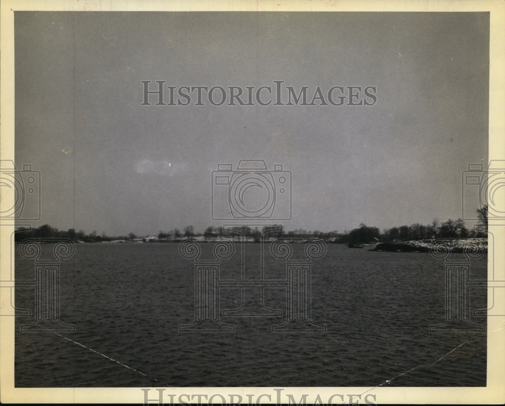 1957 Press Photo Lake Hodgson, Ravenna Ohio Historic Images