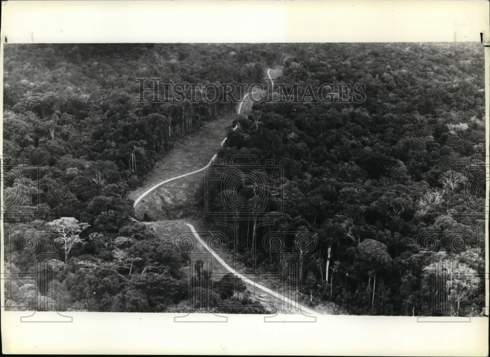 1980 Press Photo The Trans-Amazon Highway in Brazil, Under Construction - Historic Images