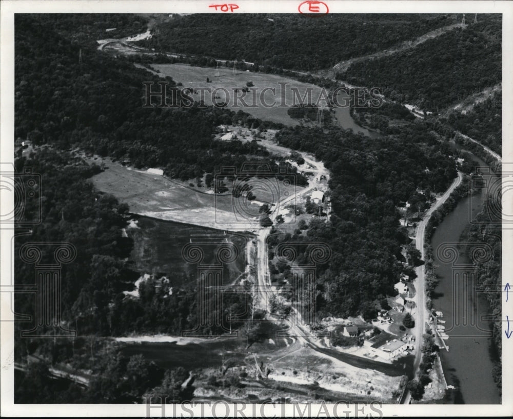 1975 Press Photo Aerial of Aquanaut Plateau in Saline, Ohio - cvb04800 - Historic Images