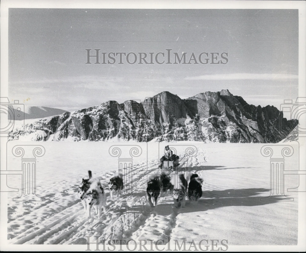 1970 Press Photo, Baffin Island, Northwest Territory, Canada. - cvb04899-Historic Images