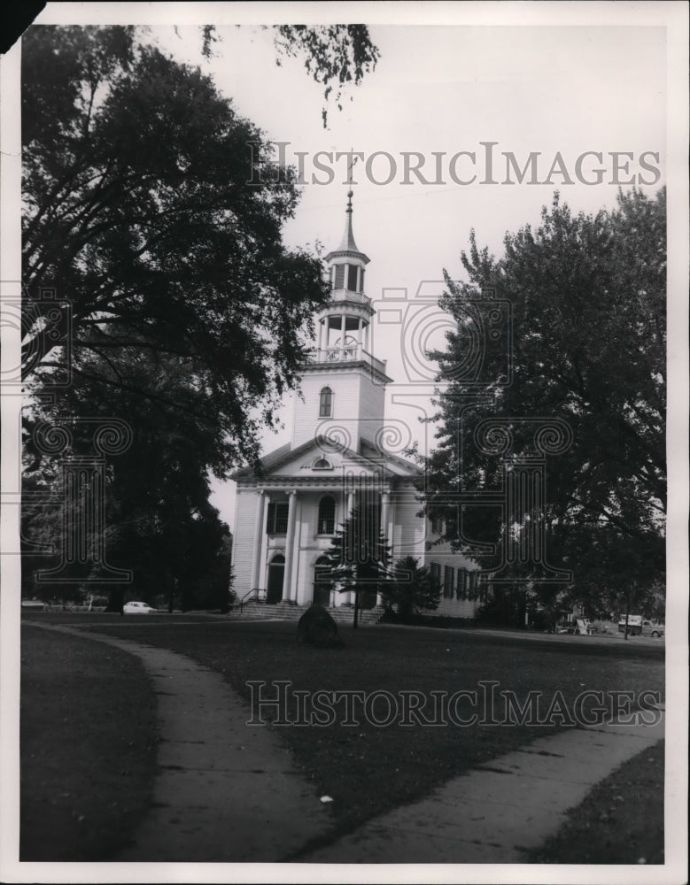 Press Photo Congregation Church in Tallmadge, Ohio. - cvb05494 - Historic Images