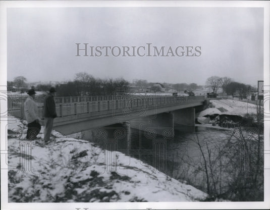 1960 Phillip Mauger & Robert McCabe, flood problem, Mt Vernon, Ohio.-Historic Images