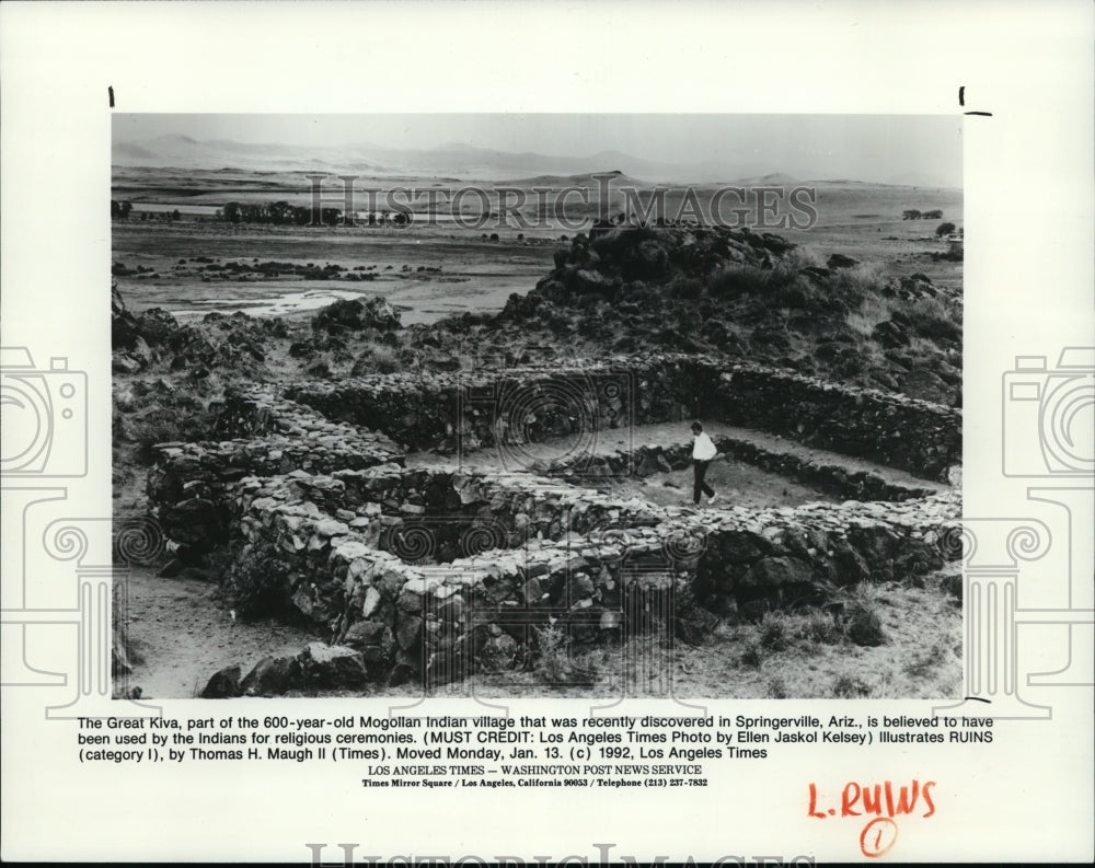 1992 Press Photo The Great Kiva Mogollan Indian Village Springerville, Arizona - Historic Images