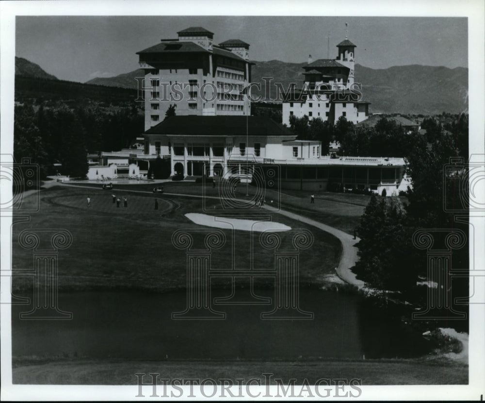 1982, Venerable Broadmoor, Colorado Springs, Colorado. - cvb05877 - Historic Images