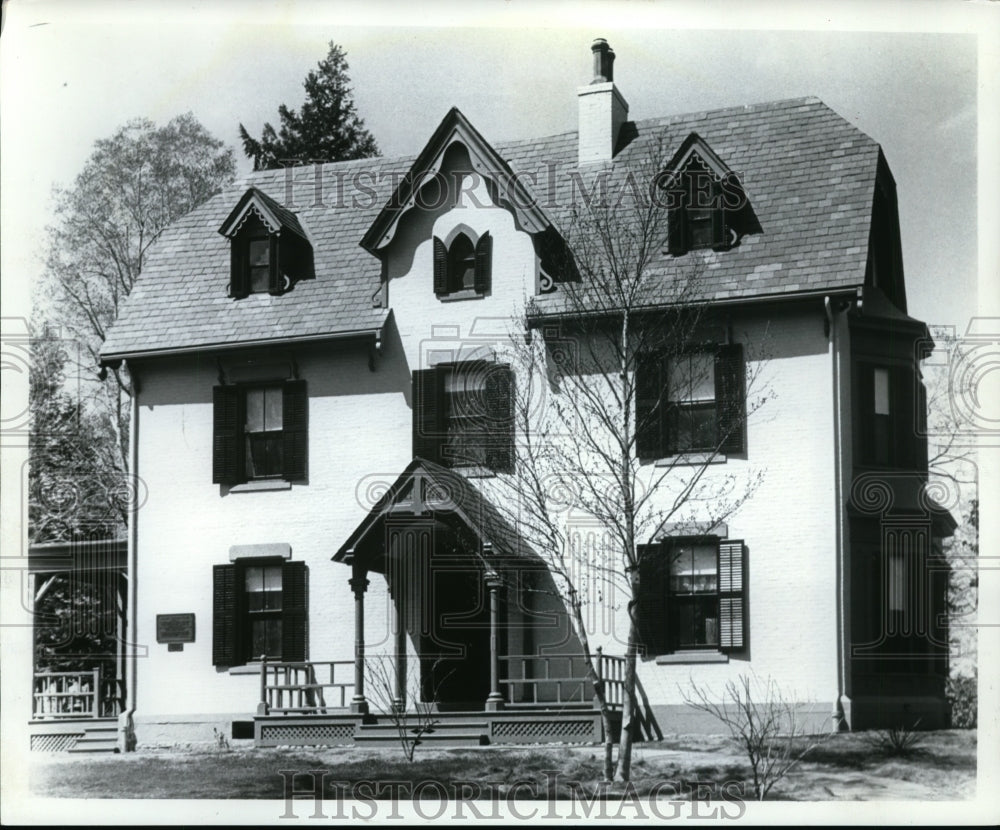 1987 Press Photo Harriet Beecher Stowe&#39;s house, Hartford, Conn. - cvb05881 - Historic Images