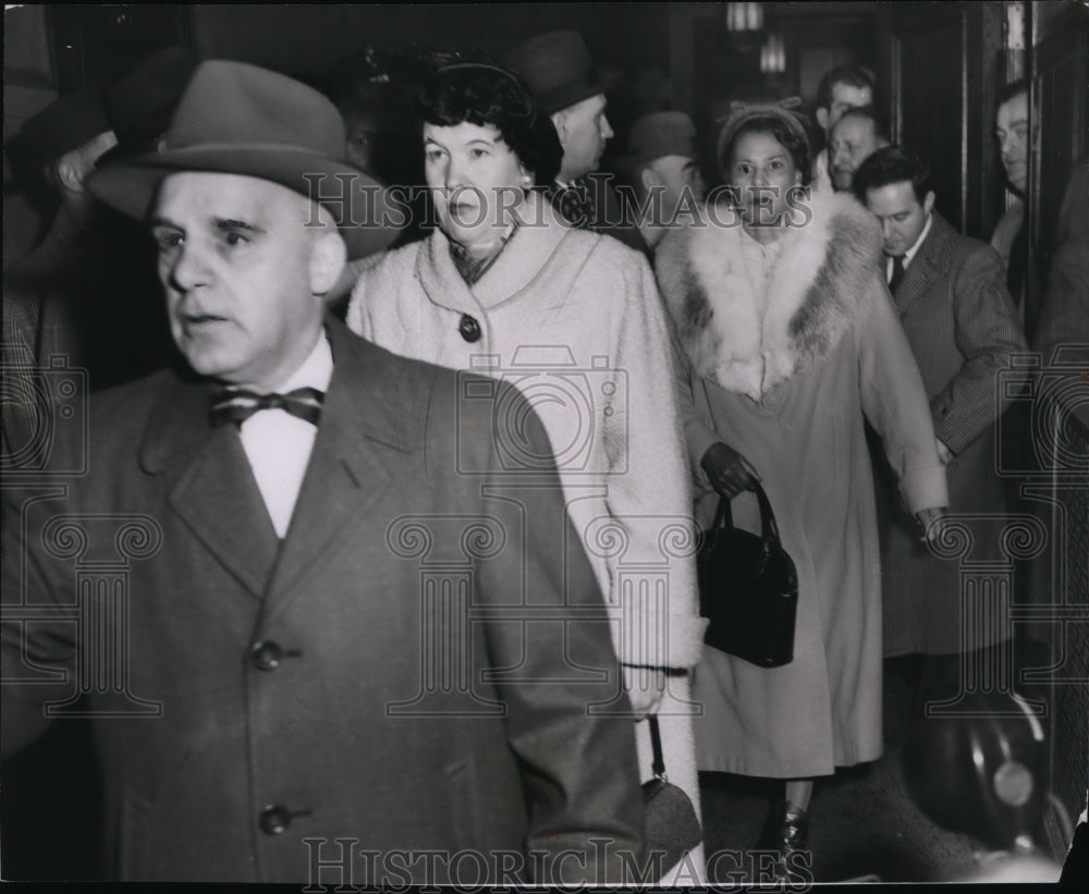 1954, Jurors and Baliff leave court for Carter Hotel in Ohio. - Historic Images